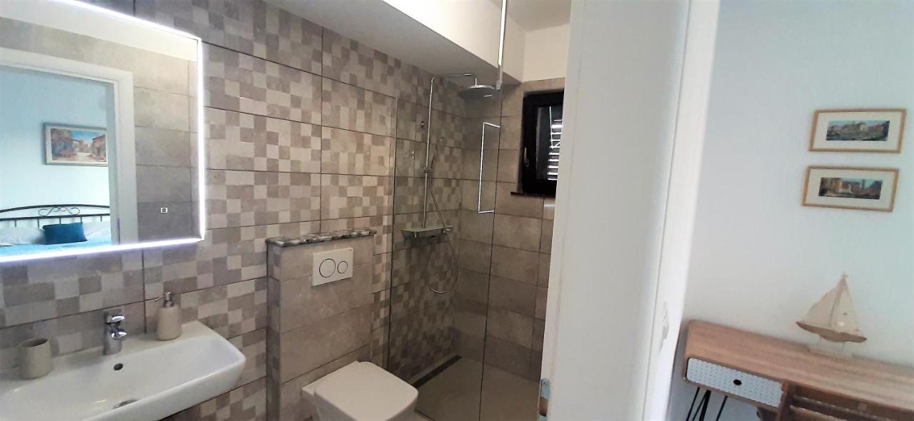 Apartments Figos Trogir Eksteriør billede