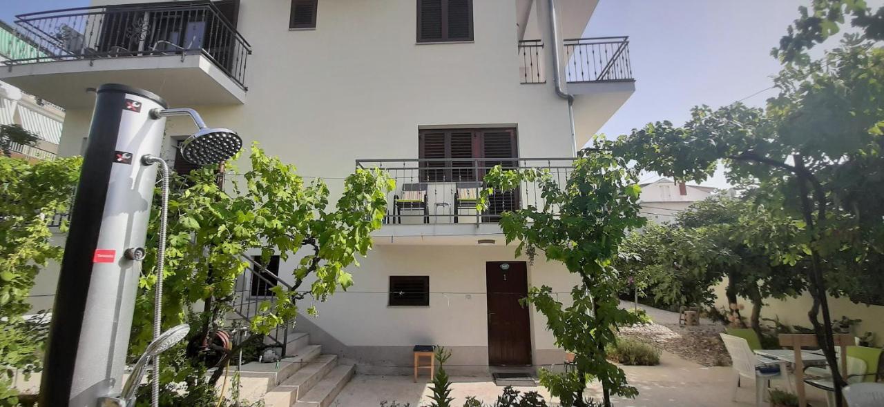 Apartments Figos Trogir Eksteriør billede