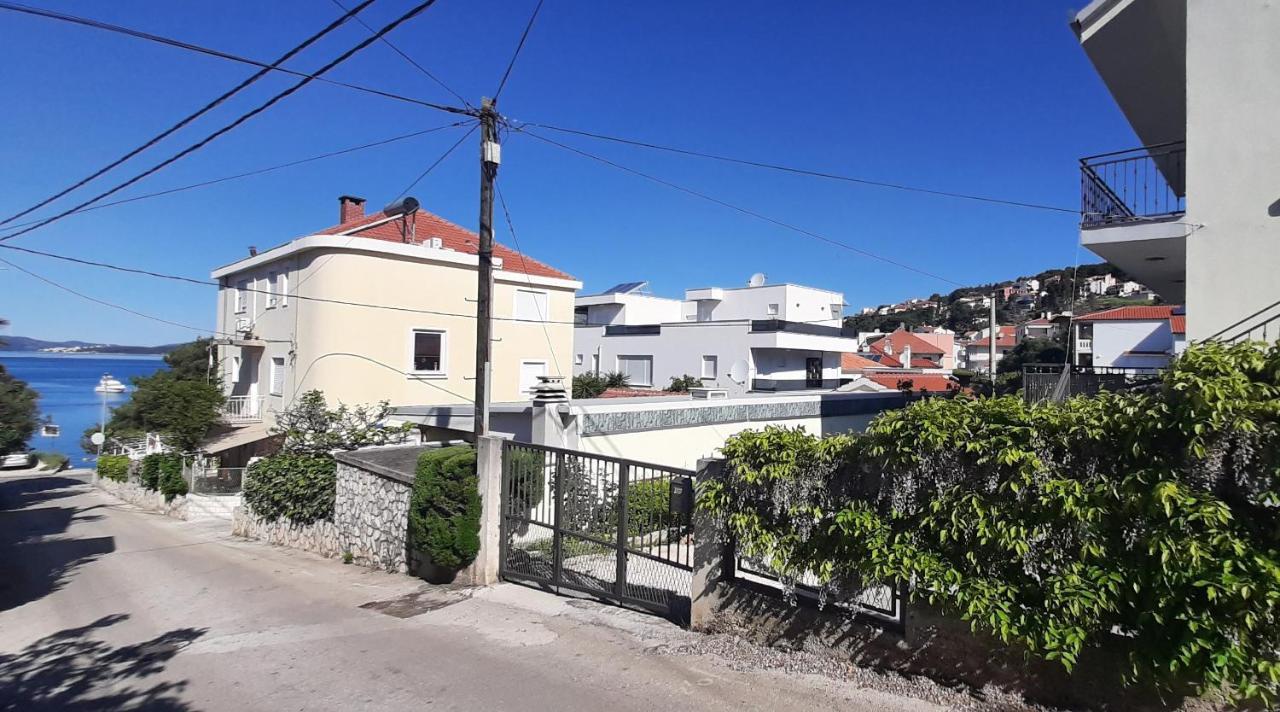 Apartments Figos Trogir Eksteriør billede
