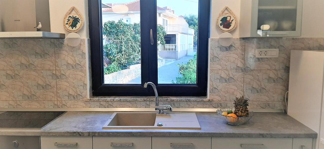 Apartments Figos Trogir Eksteriør billede